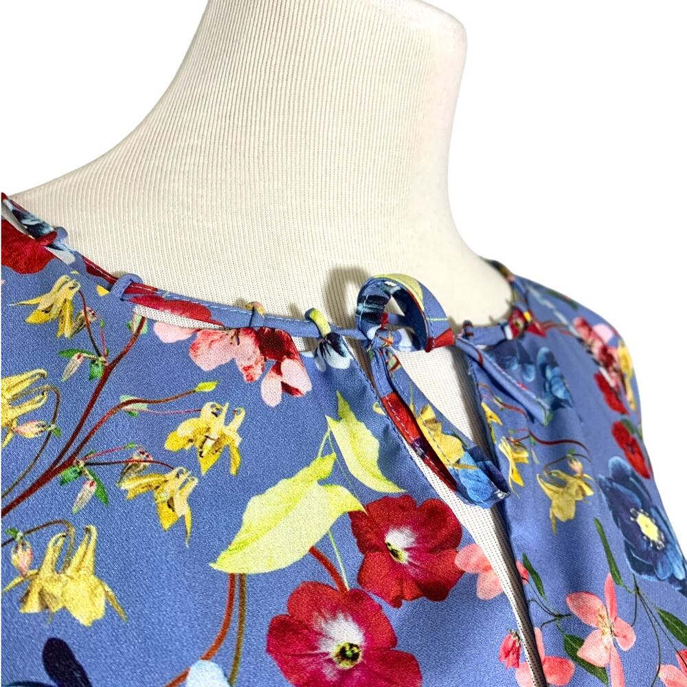 Parker Floral Smocked Waist Key Hole Ruffle Long Sleeve Dress Periwinkle Medium - Picture 5 of 14